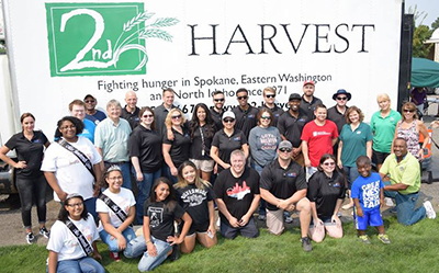 Vit Plant employees at Second Harvest, 2017